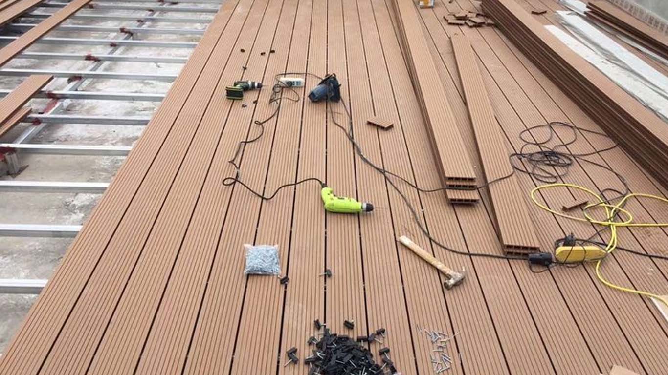 How to calculate the price of WPC decking?